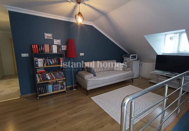 Spacious Duplex Apartment Close to Golden Horn in Istanbul 9