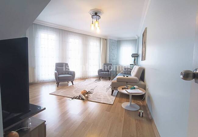 Spacious Duplex Apartment Close to Golden Horn in Istanbul 3