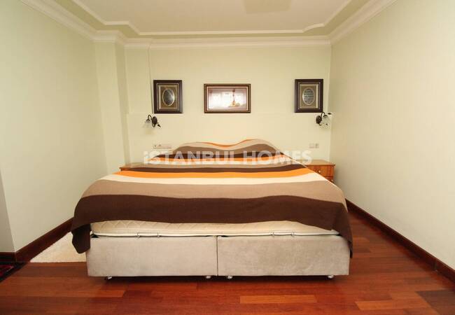 Sarıyer Zekeriyaköy'de Lüks Sitede Orman Manzaralı İkiz Villa 15