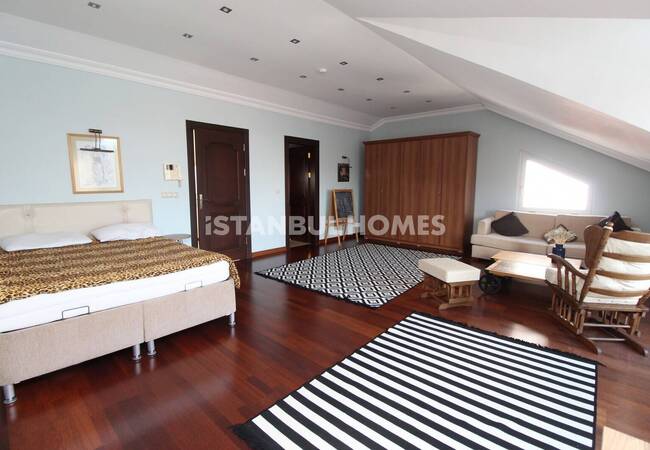 Sarıyer Zekeriyaköy'de Lüks Sitede Orman Manzaralı İkiz Villa 20