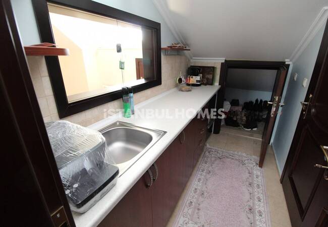 Sarıyer Zekeriyaköy'de Lüks Sitede Orman Manzaralı İkiz Villa 32
