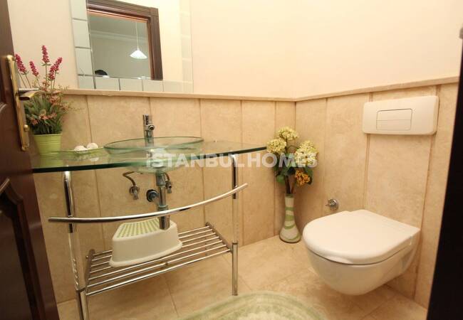 Sarıyer Zekeriyaköy'de Lüks Sitede Orman Manzaralı İkiz Villa 35