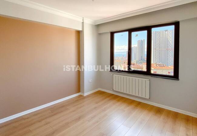 Kartal'da Site İçinde Deniz ve Adalar Manzaralı Daire 19