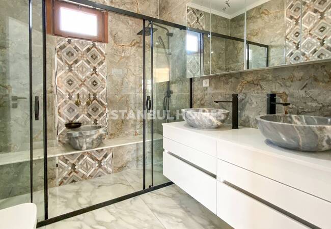 Kartal'da Site İçinde Deniz ve Adalar Manzaralı Daire 29