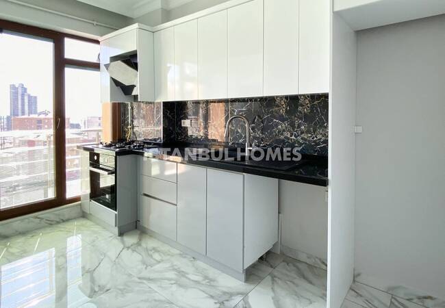 Kartal'da Site İçinde Deniz ve Adalar Manzaralı Daire 14