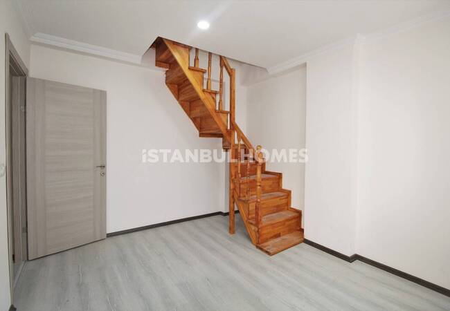 Duplex Flat in a Boutique Building in Arnavutkoy, Istanbul 15