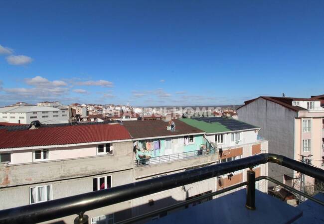 Duplex Flat in a Boutique Building in Arnavutkoy, Istanbul 3