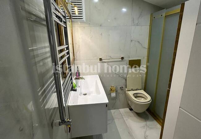 Apartment with Uninterrupted Golden Horn View in Istanbul Beyoglu 22
