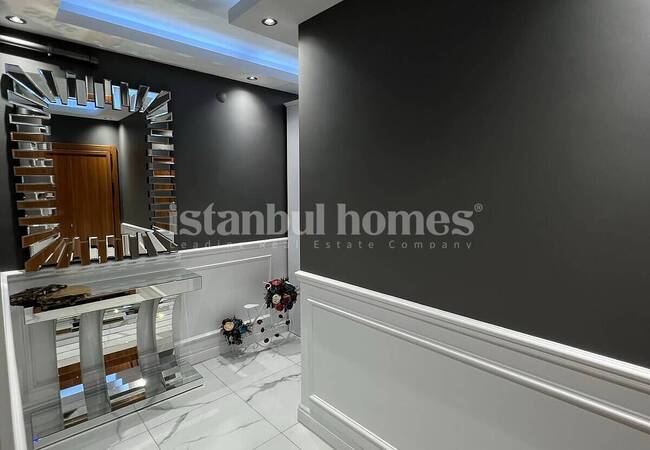 Apartment with Uninterrupted Golden Horn View in Istanbul Beyoglu 10