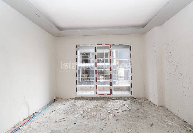 Spacious Real Estate Near Main Road in Istanbul Arnavutkoy 8