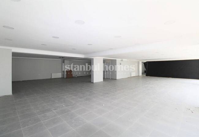 مغازه با پتانسیل درآمد بالا از اجاره در کوچوک چکمجه استانبول 6