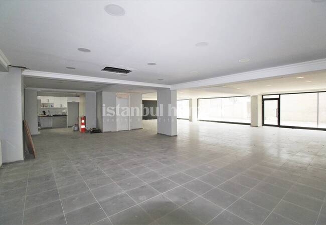 مغازه با پتانسیل درآمد بالا از اجاره در کوچوک چکمجه استانبول 5