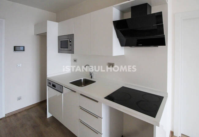 Sea-view Real Estate Close to the Metro in Kartal Istanbul 19