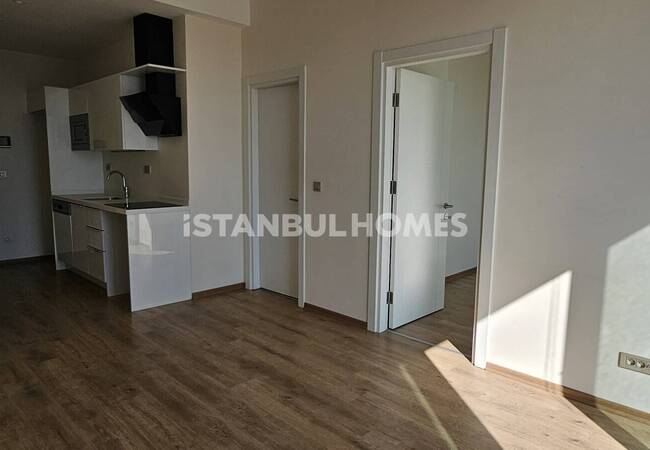 Sea-view Real Estate Close to the Metro in Kartal Istanbul 17