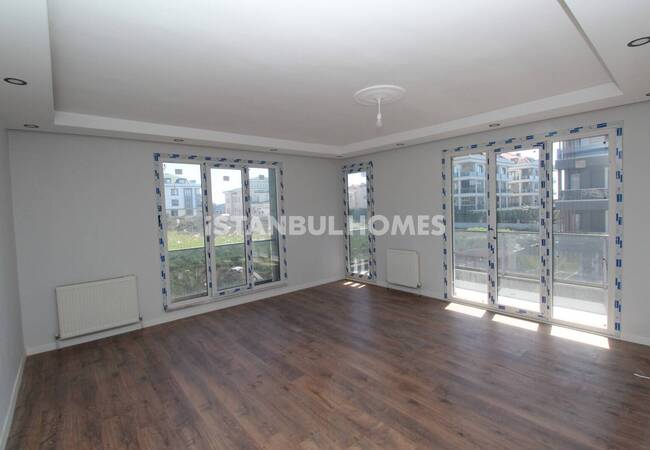 ملک در 2.5 کیلومتری از ساحل در بیلیکدوزو 7