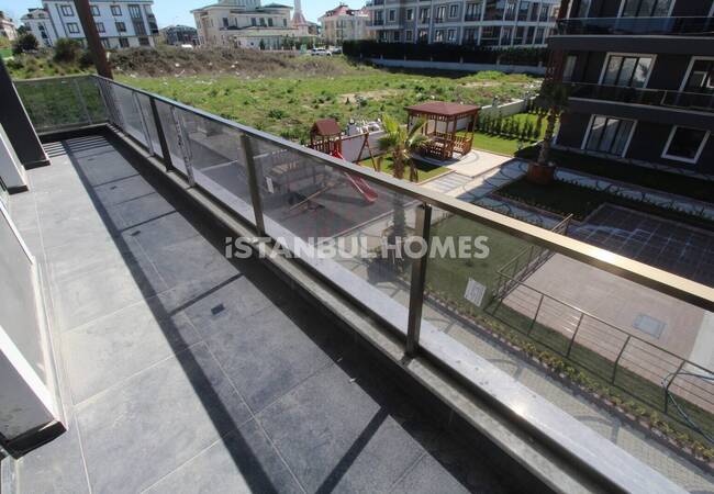 ملک در 2.5 کیلومتری از ساحل در بیلیکدوزو 10