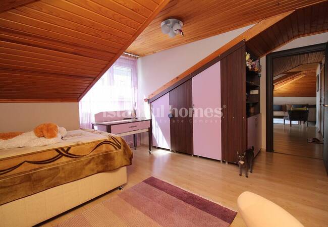 Spacious Duplex Property Close to Lake in Istanbul Kucukcekmece 19