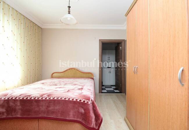 Spacious Duplex Property Close to Lake in Istanbul Kucukcekmece 12