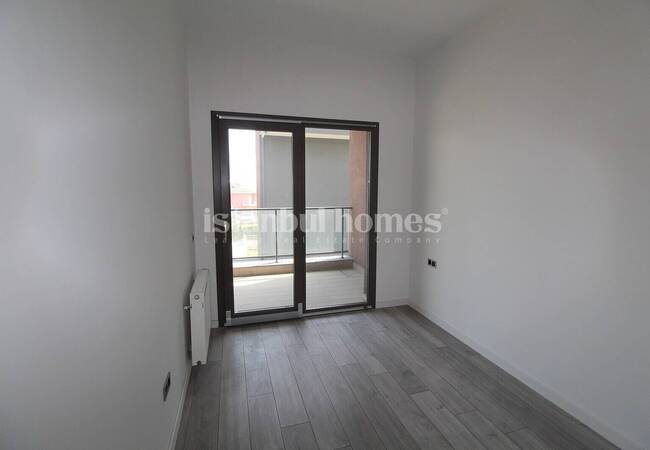 Luxe Villa with Garden in Marina 24 Complex in Buyukcekmece 33