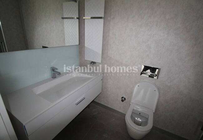 Luxe Villa with Garden in Marina 24 Complex in Buyukcekmece 20