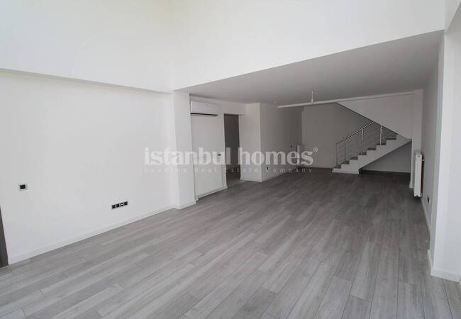 Luxe Villa with Garden in Marina 24 Complex in Buyukcekmece 12