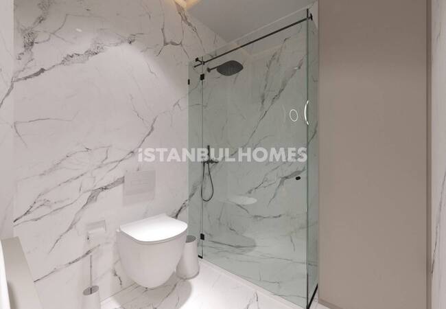 Spacious Real Estate Close to the Metrobus in Besiktas 13