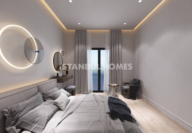 Spacious Real Estate Close to the Metrobus in Besiktas 17