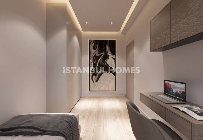 Spacious Real Estate Close to the Metrobus in Besiktas 18