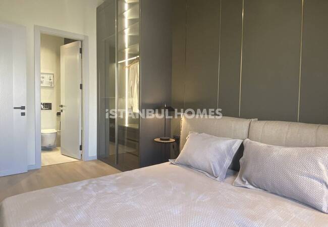 Sea View Real Estate Close to Metro and Marmaray in Maltepe 11