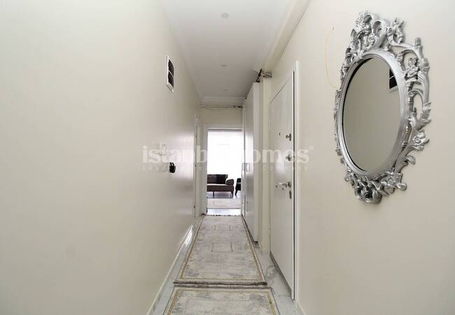 4-bedroom Duplex Apartment Close to Bus Stop in Istanbul 17