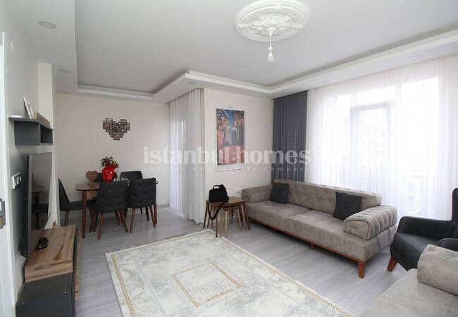 4-bedroom Duplex Apartment Close to Bus Stop in Istanbul 3