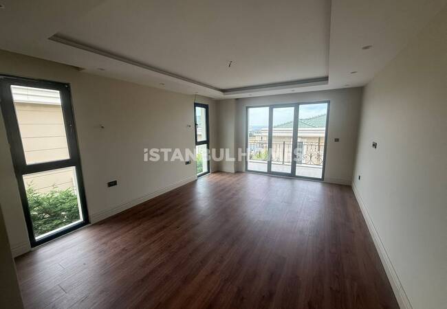 ویلا با استخر و حیاط در استانبول، بویوک چکمجه 9