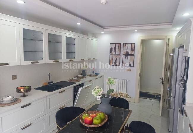 Villas with Private Pool in a Project in Istanbul Silivri 28