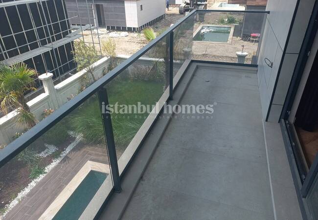 Villas with Private Pool in a Project in Istanbul Silivri 25