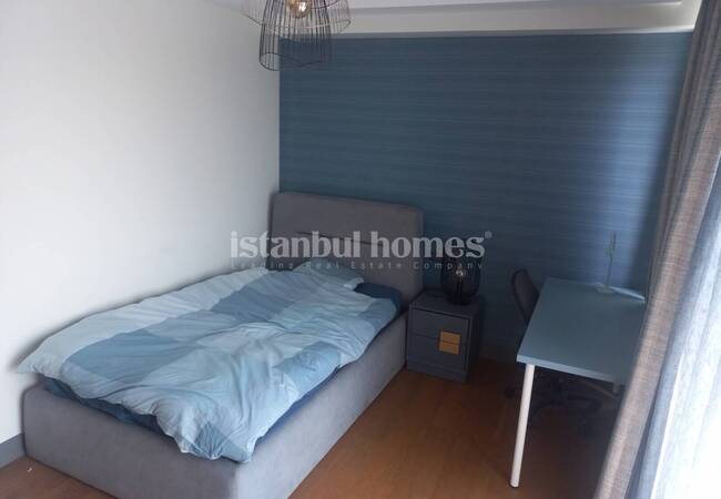 Büyükçekmece'de Havuzlu ve Asansörlü Tripleks Villalar 47