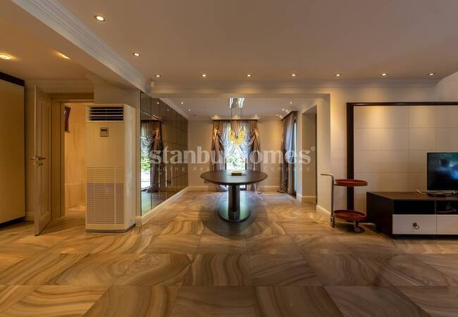 فيلا في مجمع مع وصول مباشر إلى البحر في كيليوس 11