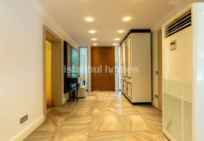 فيلا في مجمع مع وصول مباشر إلى البحر في كيليوس 12