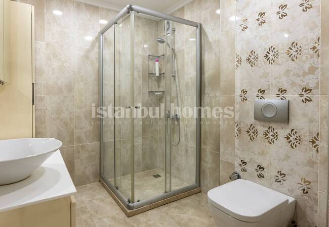 فيلا في مجمع مع وصول مباشر إلى البحر في كيليوس 40