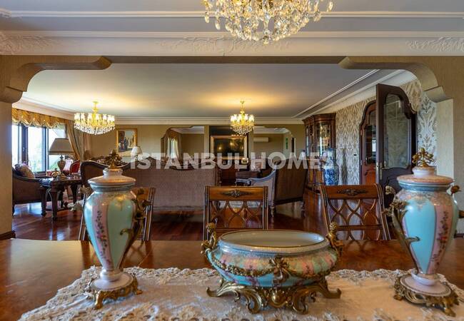 Duplex Apartment in a Seaside Complex in Maltepe with Pool 12