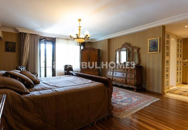 Duplex Apartment in a Seaside Complex in Maltepe with Pool 19