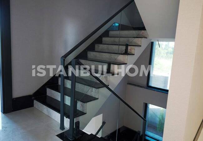 Freistehende Villa Mit Privatparkplatz In Arnavutköy 20