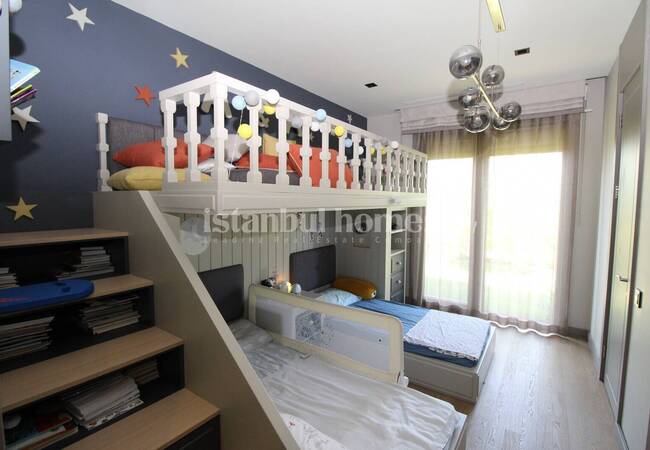 Büyükçekmece'de Göle Yakın Geniş Bahçeli 4+1 Müstakil Villa 26