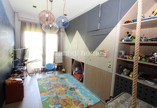 Büyükçekmece'de Göle Yakın Geniş Bahçeli 4+1 Müstakil Villa 29