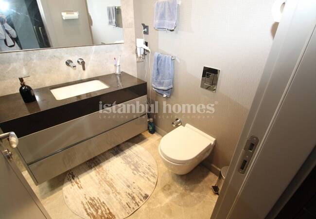 Büyükçekmece'de Göle Yakın Geniş Bahçeli 4+1 Müstakil Villa 34