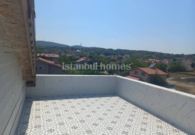 5-bedroom Villa Near the Sea in Istanbul Catalca 23