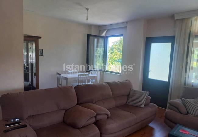 5-bedroom Villa Near the Sea in Istanbul Catalca 24