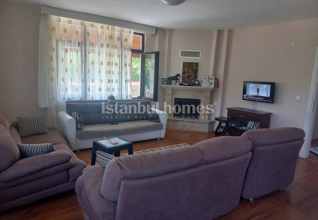 5-bedroom Villa Near the Sea in Istanbul Catalca 25