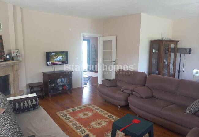 5-bedroom Villa Near the Sea in Istanbul Catalca 27