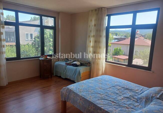 5-bedroom Villa Near the Sea in Istanbul Catalca 33