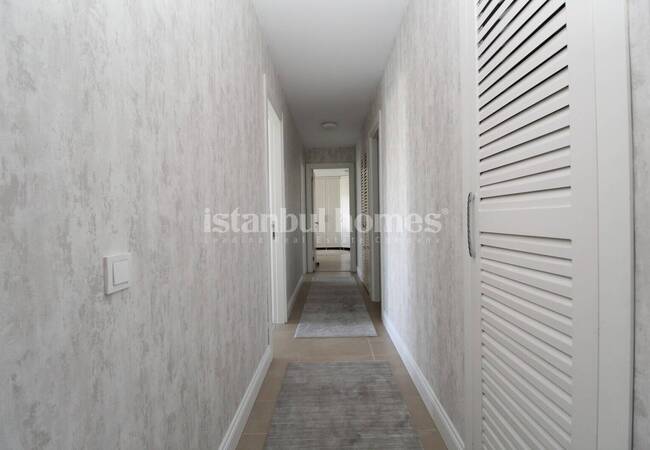 Apartment in a Complex with Swimming Pools in Kucukcekmece 24